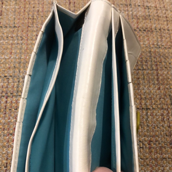 COLE HAAN Ivory Calfskin & Vachetta Leather Long Bifold Wallet Turquoise Lining - Picture 17 of 17